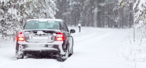 Read more about the article Як захистити свою машину від льоду та снігу